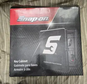 SSX16P122 SNAP-ON Key Cabinet